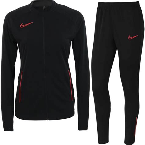 nike trainingspak zwart wit|Zwarte trainingspakken .